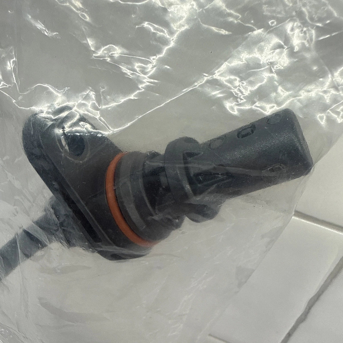 Genuine OEM Hyundai Kia – Crankshaft Position Sensor – 39180-25300